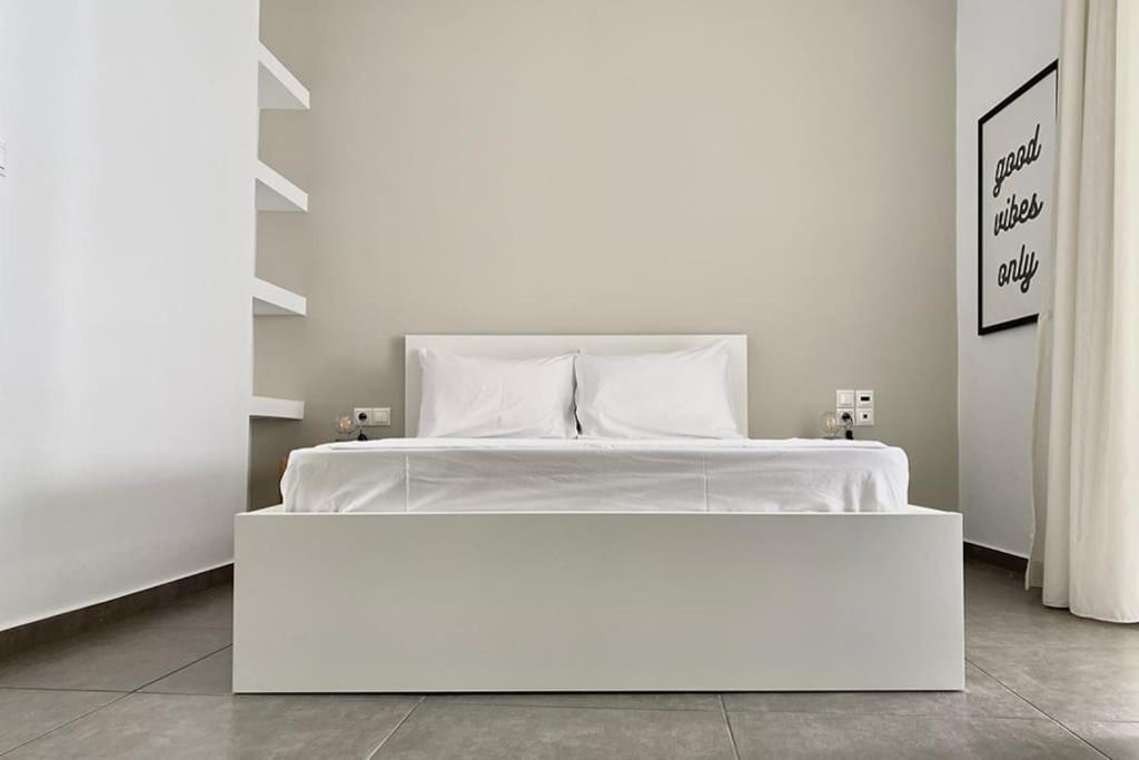 3-Bedroom Central, Spacious And Bright Apartment. Kandiye Dış mekan fotoğraf