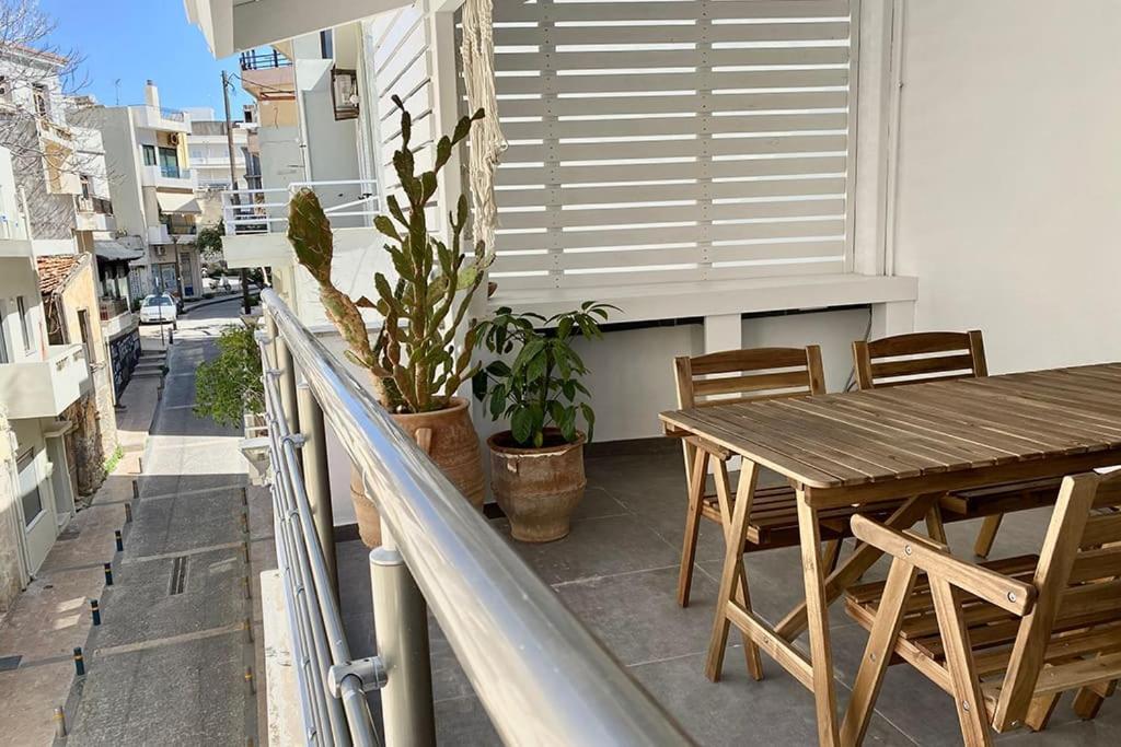 3-Bedroom Central, Spacious And Bright Apartment. Kandiye Dış mekan fotoğraf