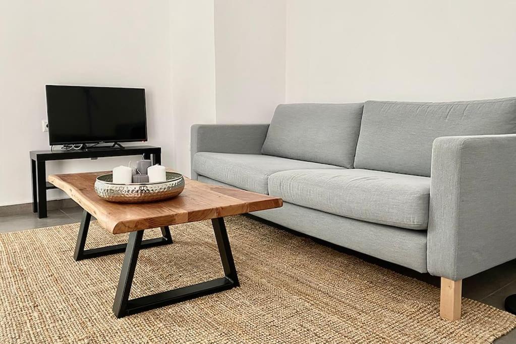 3-Bedroom Central, Spacious And Bright Apartment. Kandiye Dış mekan fotoğraf